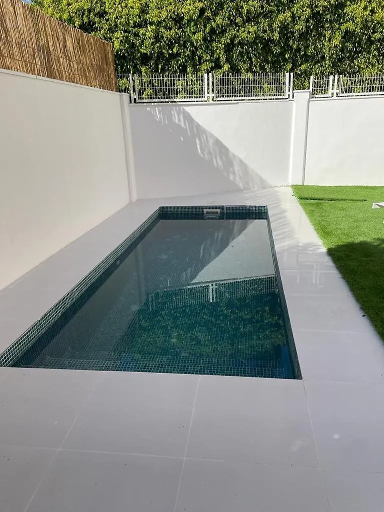 Lunamar - Luxurious Apartment With A Private Pool. Marbella Villa