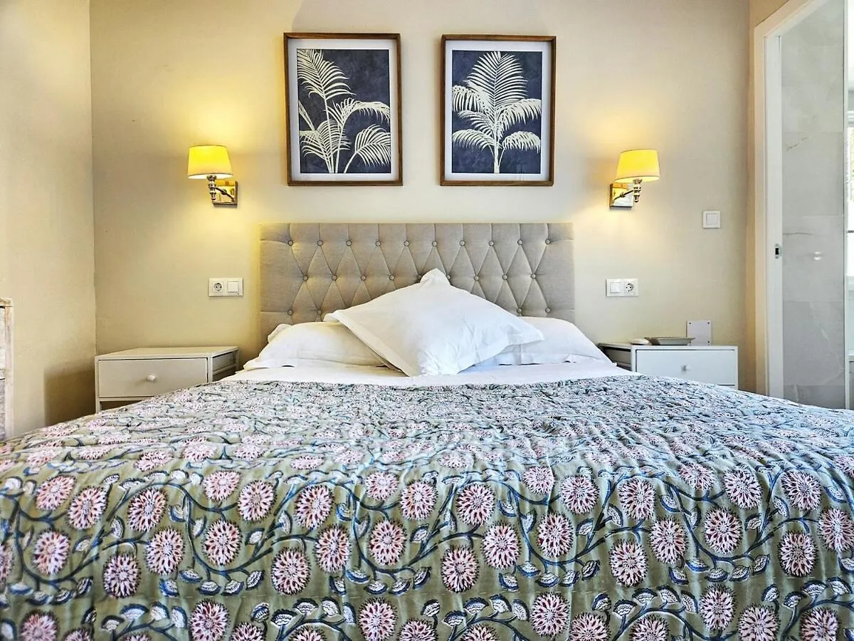 Villa Lunamar - Luxurious Apartment With A Private Pool. Marbella